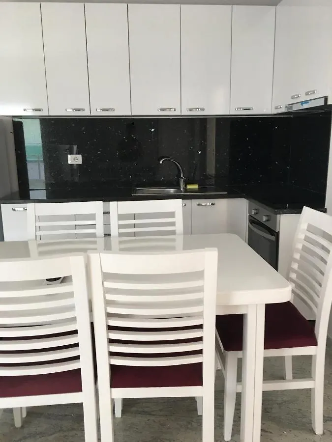 Kledi Hotel & Apartments