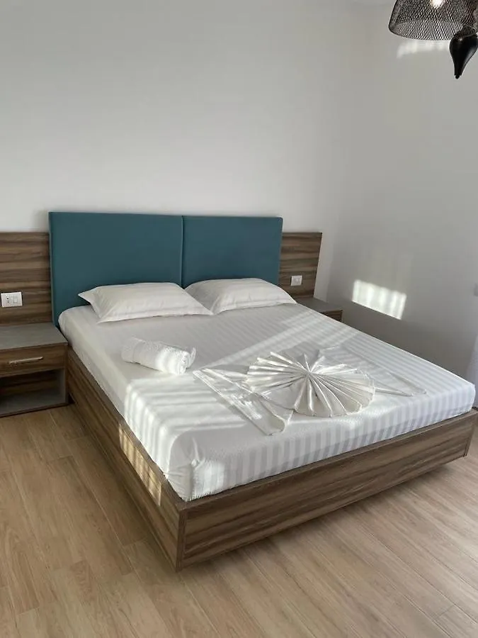 Kledi Hotel & Apartments  Shëngjin